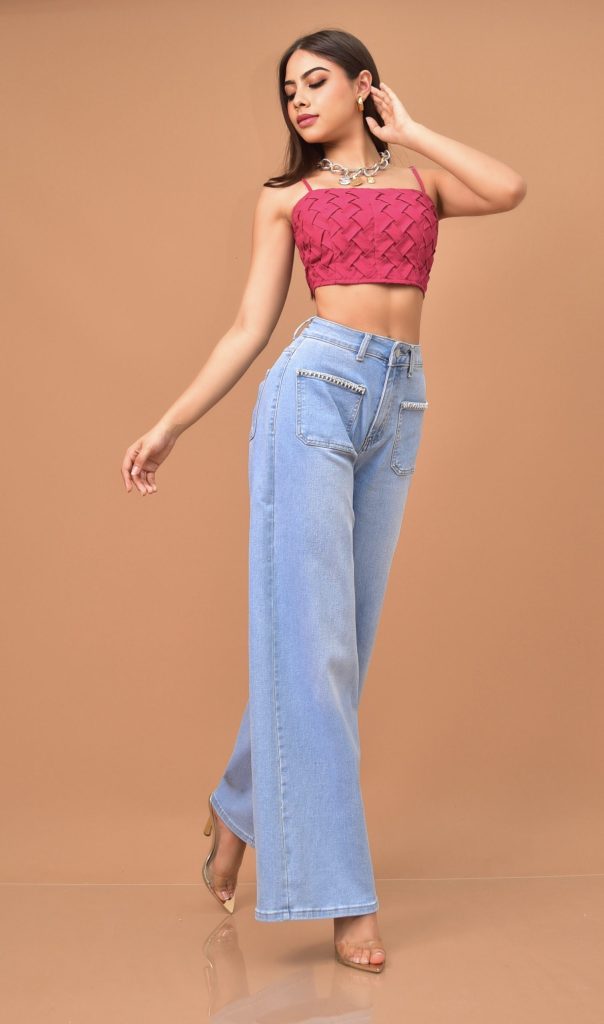 PANTALON DENIM DE TIRO ALTO