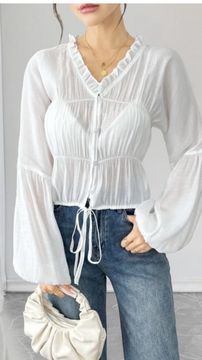 BLUSA ROMANTICA CON BOTONES