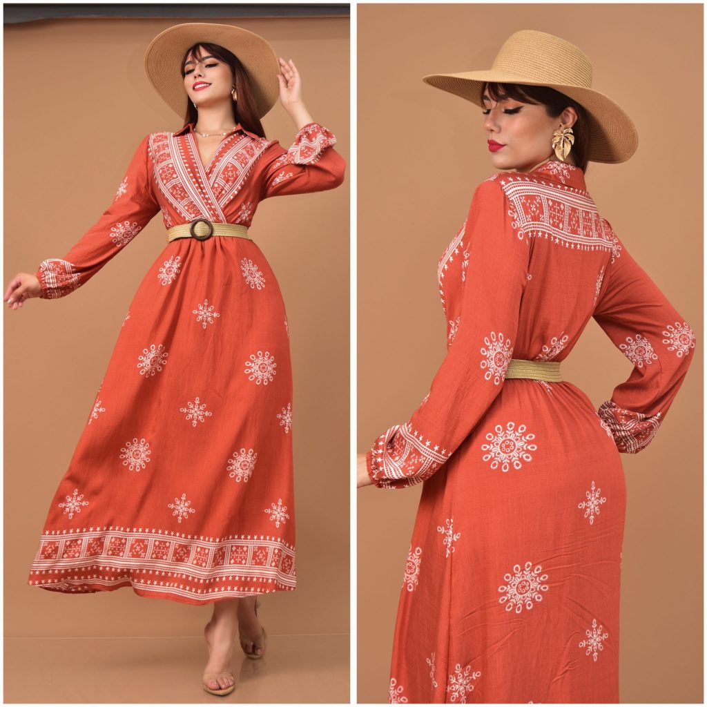 VESTIDO LARGO CON ESTAMPADO ARTESANAL Y CINTURÓN