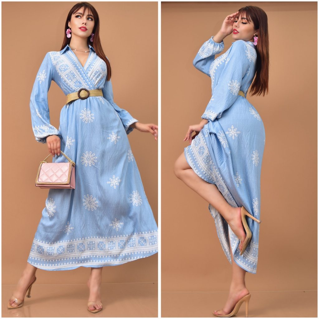 VESTIDO LARGO CON ESTAMPADO ARTESANAL Y CINTURÓN