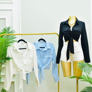 BLUSA ANUDADA BOLSILLOS