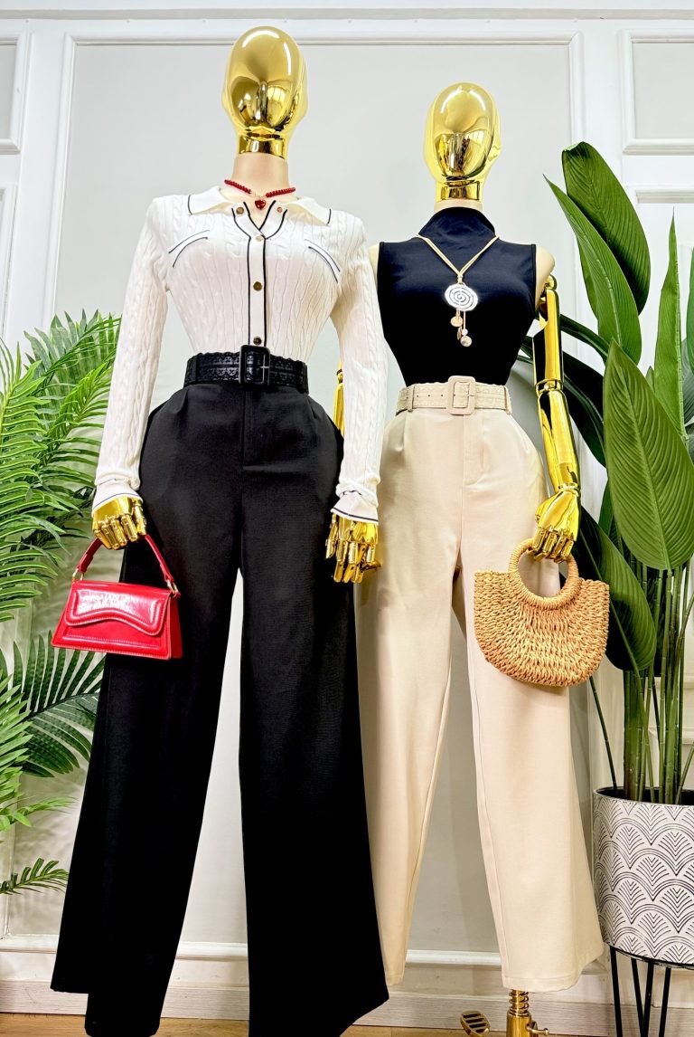 PANTALON LISO CON CINTURON