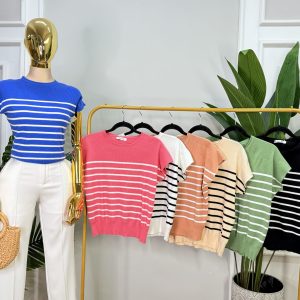 BLUSA A RAYAS DE MANGA CORTA
