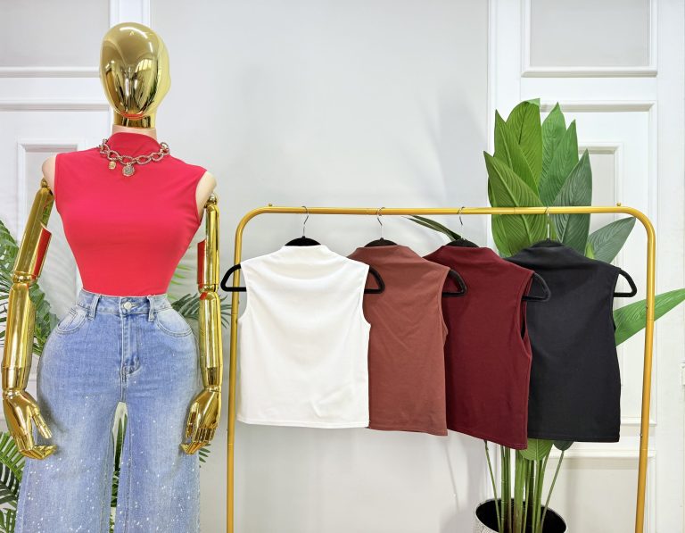 BLUSA BÁSICA SIN MANGAS