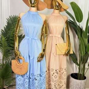 VESTIDO HALTER CON ENCAJE FLORAL