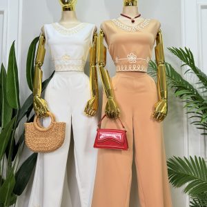 CONJUNTO BORDADO ELEGANTE
