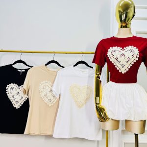 BLUSA CORAZON BORDADO