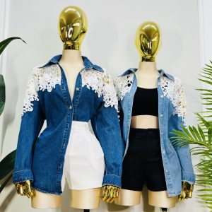 CAMISA DE MEZCLILLA CON GUIPUR FLORAL