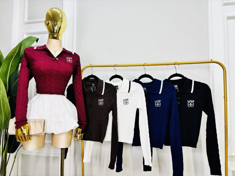 BLUSA MAGA LARGA CUELLO POLO