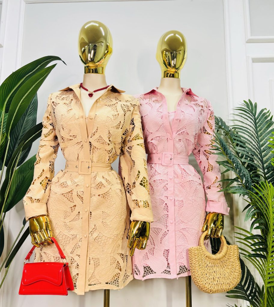 VESTIDO CAMISERO CORTO DE ENCAJE