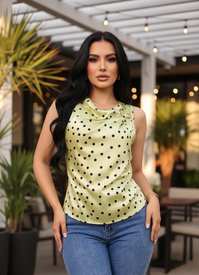BLUSA SATIN CON LUNARES
