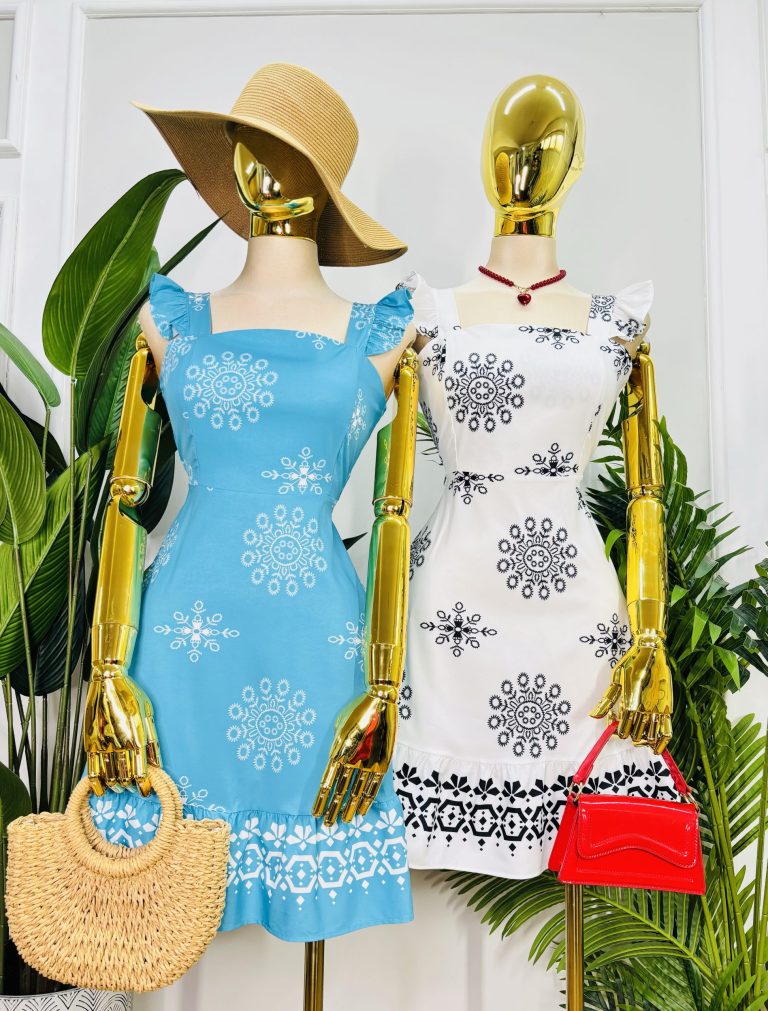 VESTIDO CORTO ESTAMPADO CON VOLANTES