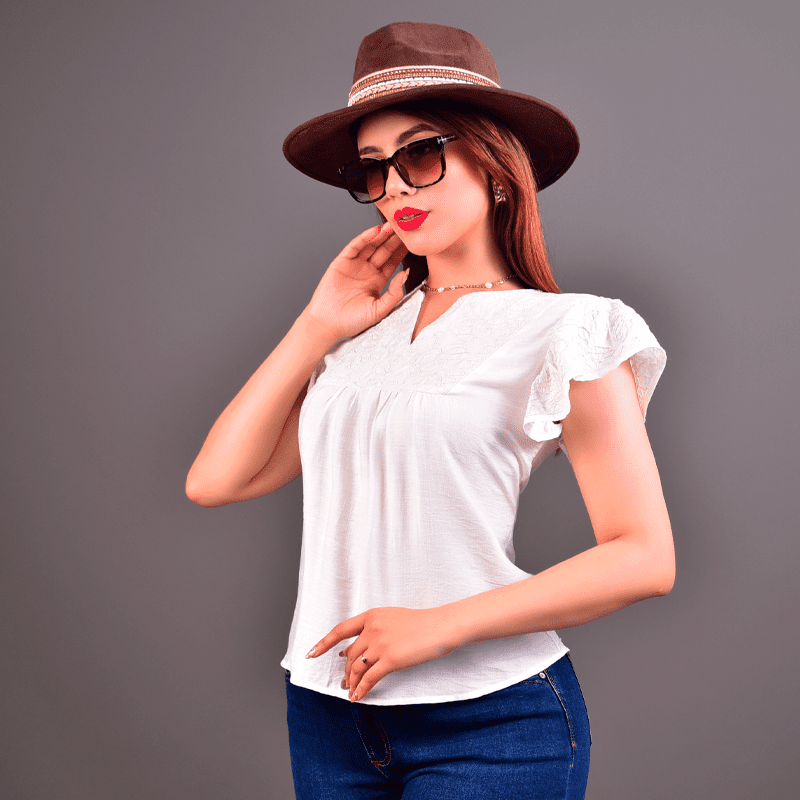 BLUSA MARIPOSA CON BORDADOS