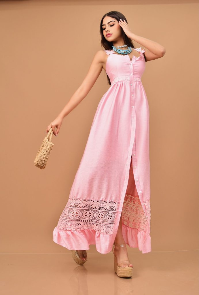 MAXIVESTIDO ESTILO BOHO CHIC CON BOTONES