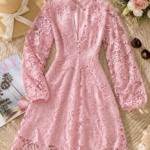 VESTIDO CORTO DE GUIPUR