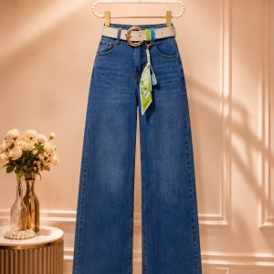 JEANS WIDE LEG CON LLAVERO Y CINTURON